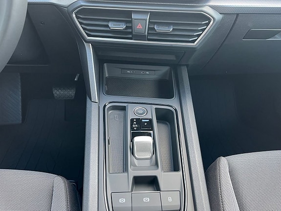Seat Leon 12 of 16