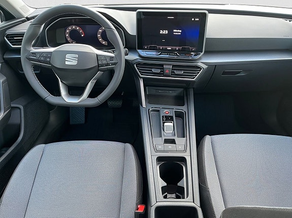 Seat Leon 9 of 16