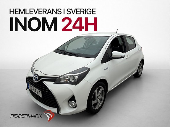 Toyota Yaris 3 of 30