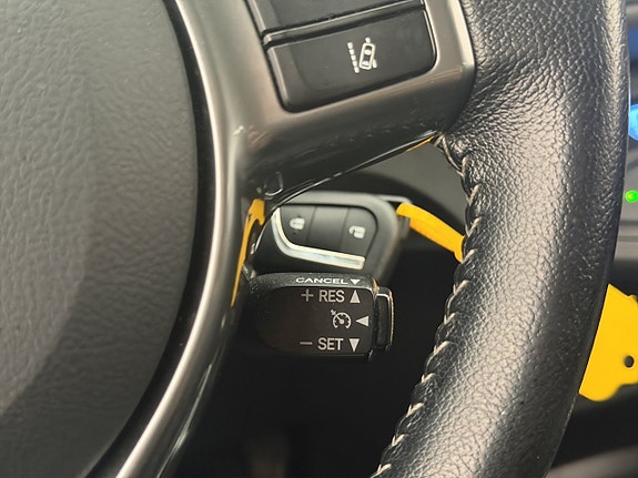 Toyota Yaris 18 of 30