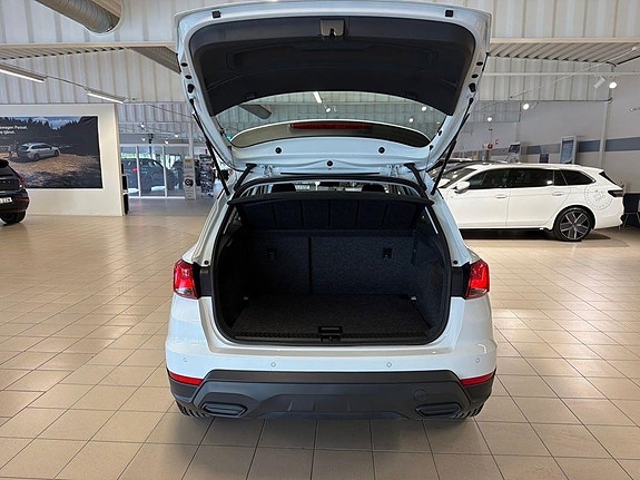 Seat Arona 19 of 22