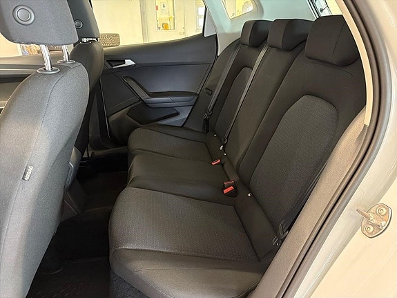 Seat Arona 20 of 22