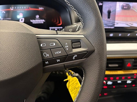 Seat Arona 18 of 22