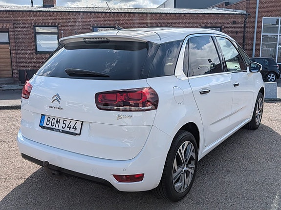 Citroen C4 Picasso 5 of 16