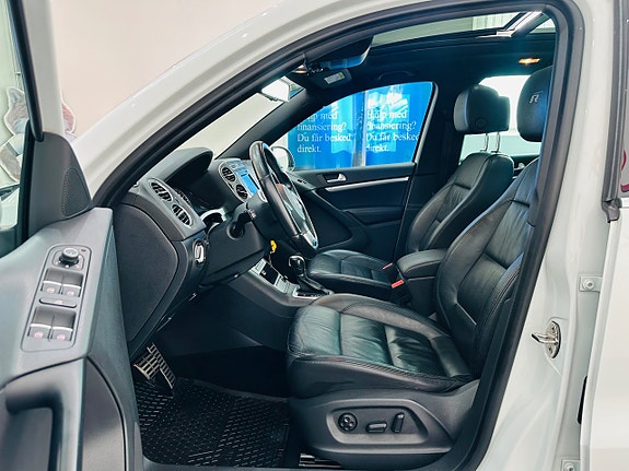 Volkswagen Tiguan 12 of 24