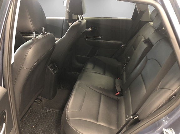 Kia Niro 9 of 16