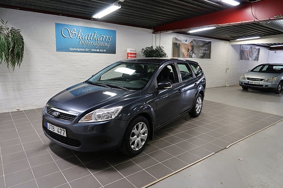 Ford Focus 3 of 6