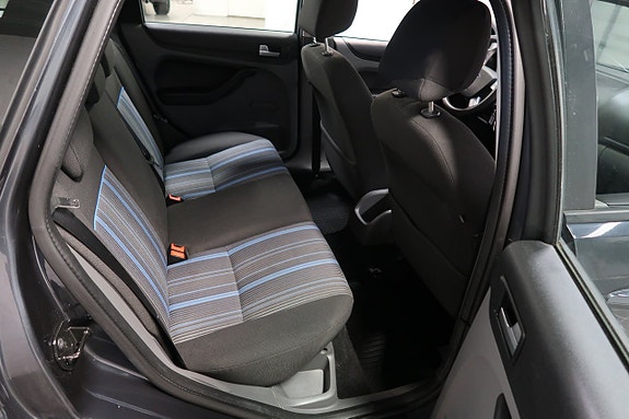Ford Focus 6 of 6