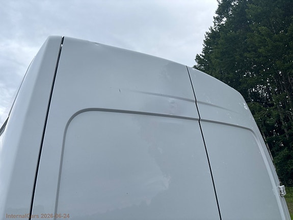 Nissan NV400 21 of 21