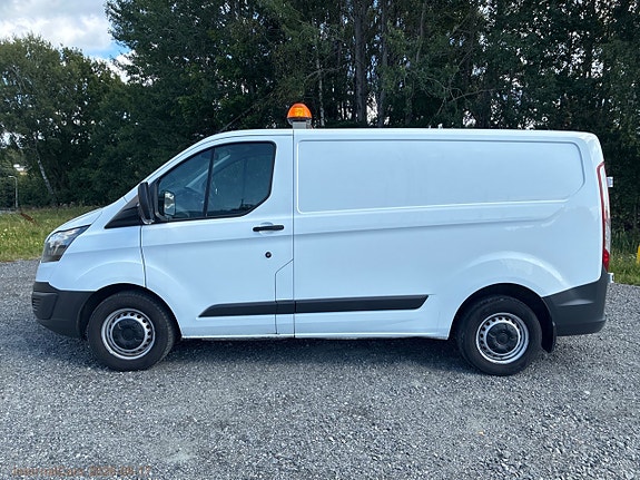 Ford Transit Custom 8 of 27
