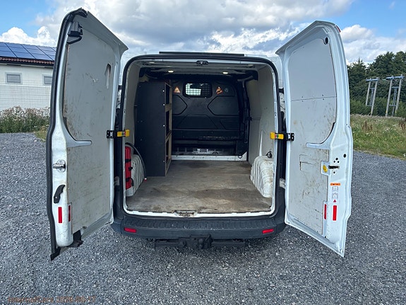 Ford Transit Custom 9 of 27