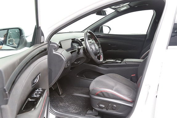 Hyundai Tucson 8 of 30