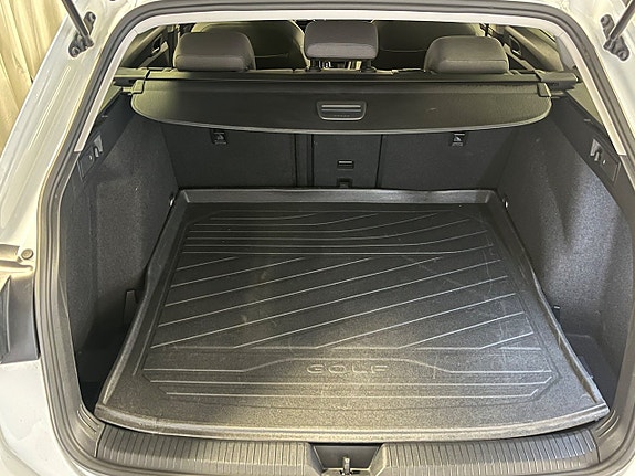 Volkswagen Golf Alltrack 15 of 20