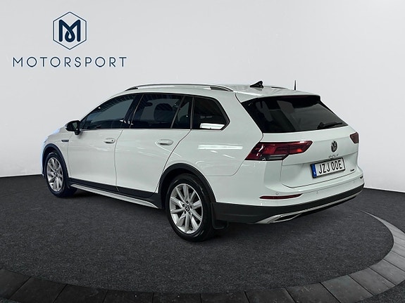 Volkswagen Golf Alltrack 4 of 21