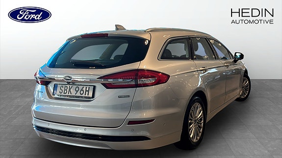 Ford Mondeo 2 of 13