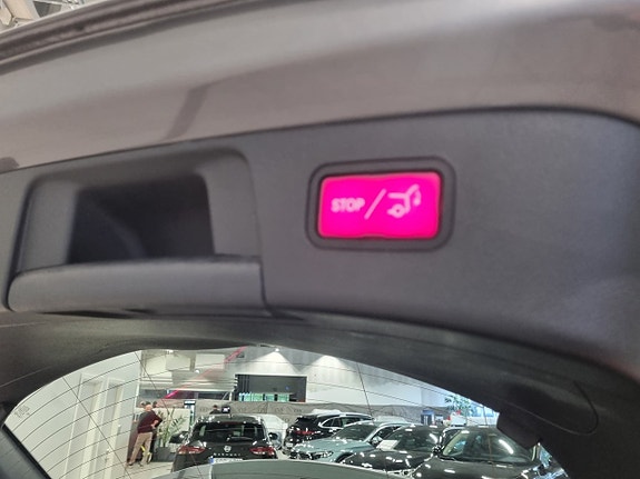 Mercedes-Benz GLA200 d 7 of 14