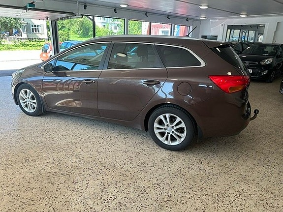 Kia Ceed 9 of 14