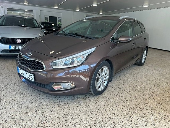 Kia Ceed 2 of 14