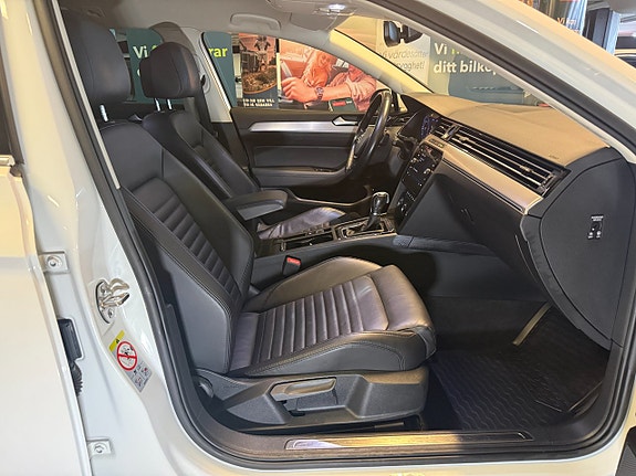 Volkswagen Passat 5 of 13