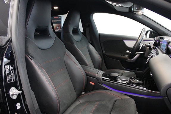 Mercedes-Benz CLA220 d 13 of 30