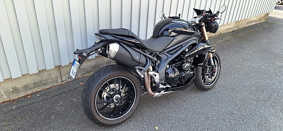 Triumph SPEED TRIPLE 1050 94 Edition 4 of 4