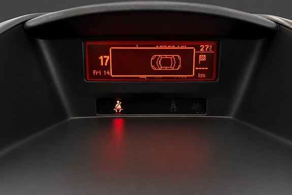 Peugeot 207 CC 15 of 16