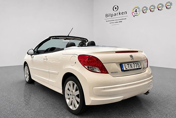 Peugeot 207 CC 3 of 16