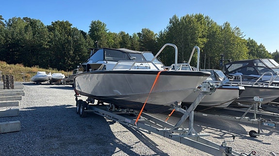 Anytec A 27 Evinrude E300 2 of 7