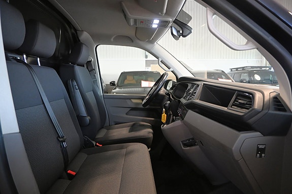 Volkswagen Transporter 10 of 21