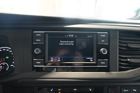 Volkswagen Transporter 18 of 21