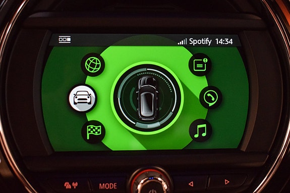 MINI Cooper S 16 of 30