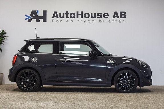 MINI Cooper S 3 of 30