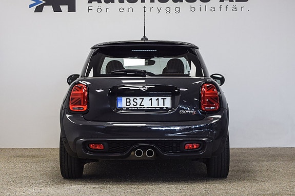 MINI Cooper S 5 of 30