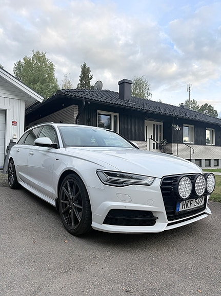 Audi A6 3 of 6
