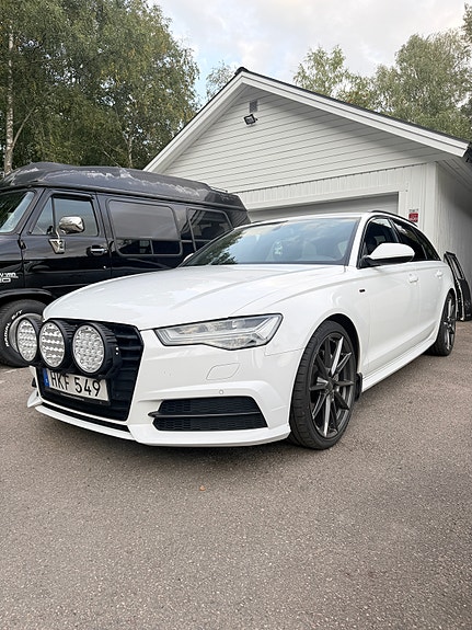 Audi A6 2 of 6