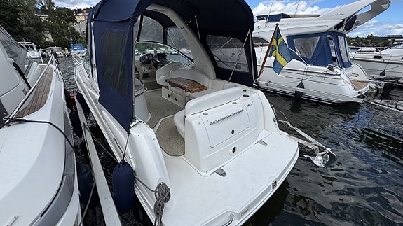 Sea Ray 260 / Mercruiser 350 MAG -06 2 of 19