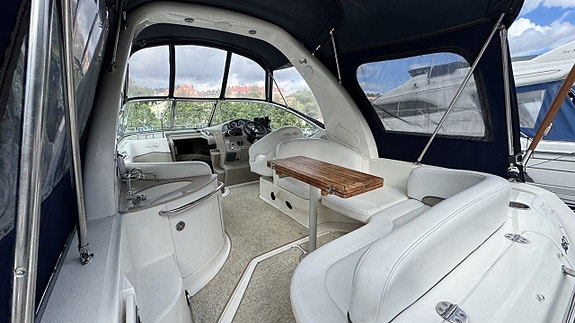 Sea Ray 260 / Mercruiser 350 MAG -06 3 of 19