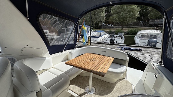 Sea Ray 260 / Mercruiser 350 MAG -06 5 of 19