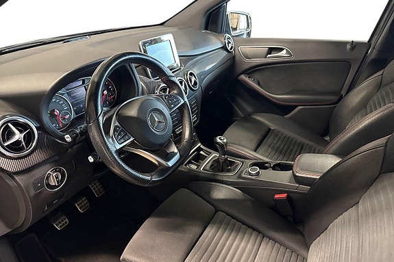 Mercedes-Benz B180 d 12 of 23