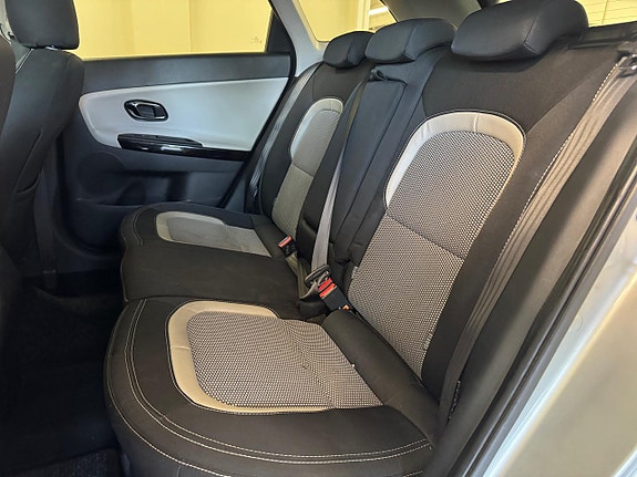 Kia Ceed 7 of 10
