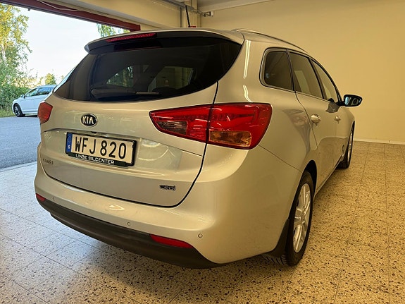 Kia Ceed 4 of 10