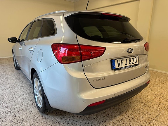 Kia Ceed 3 of 10