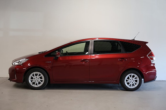 Toyota Prius+ 5 of 23