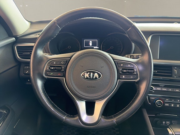 Kia Optima 10 of 13