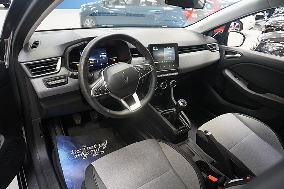 Renault Clio 2 of 11