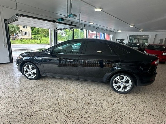 Ford Mondeo 11 of 14