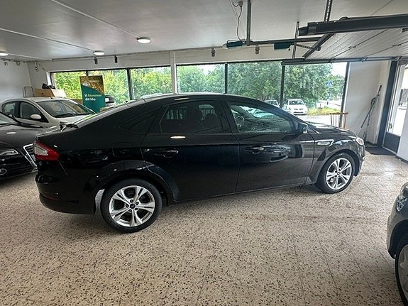 Ford Mondeo 6 of 14