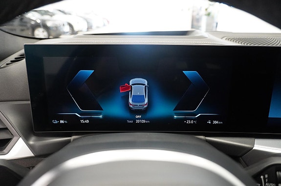 BMW i4 10 of 11