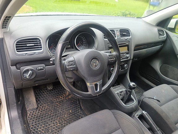 Volkswagen Golf VI 5 of 7