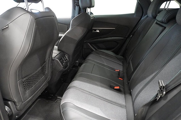 Peugeot 3008 13 of 13